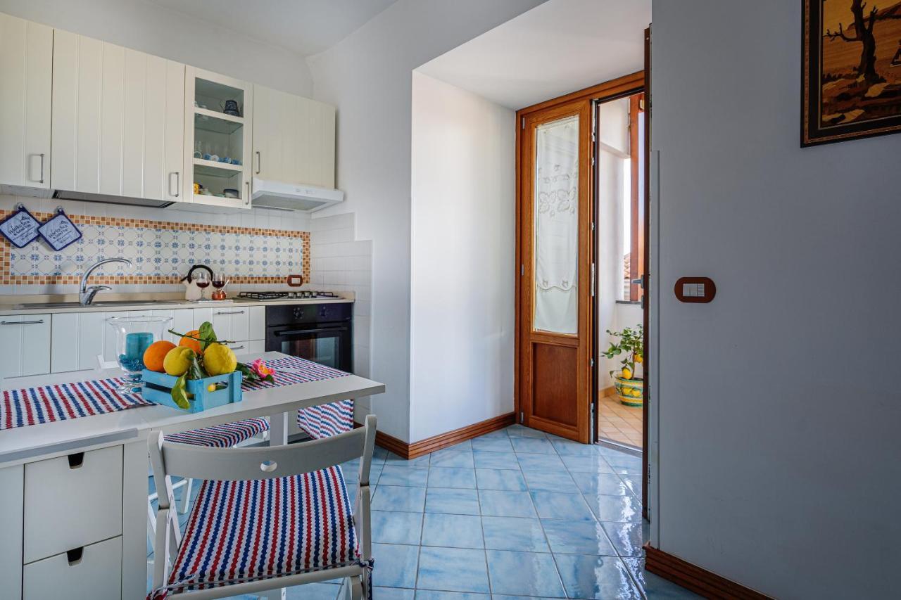 Aquamarine Apartment Vico Equense Bagian luar foto